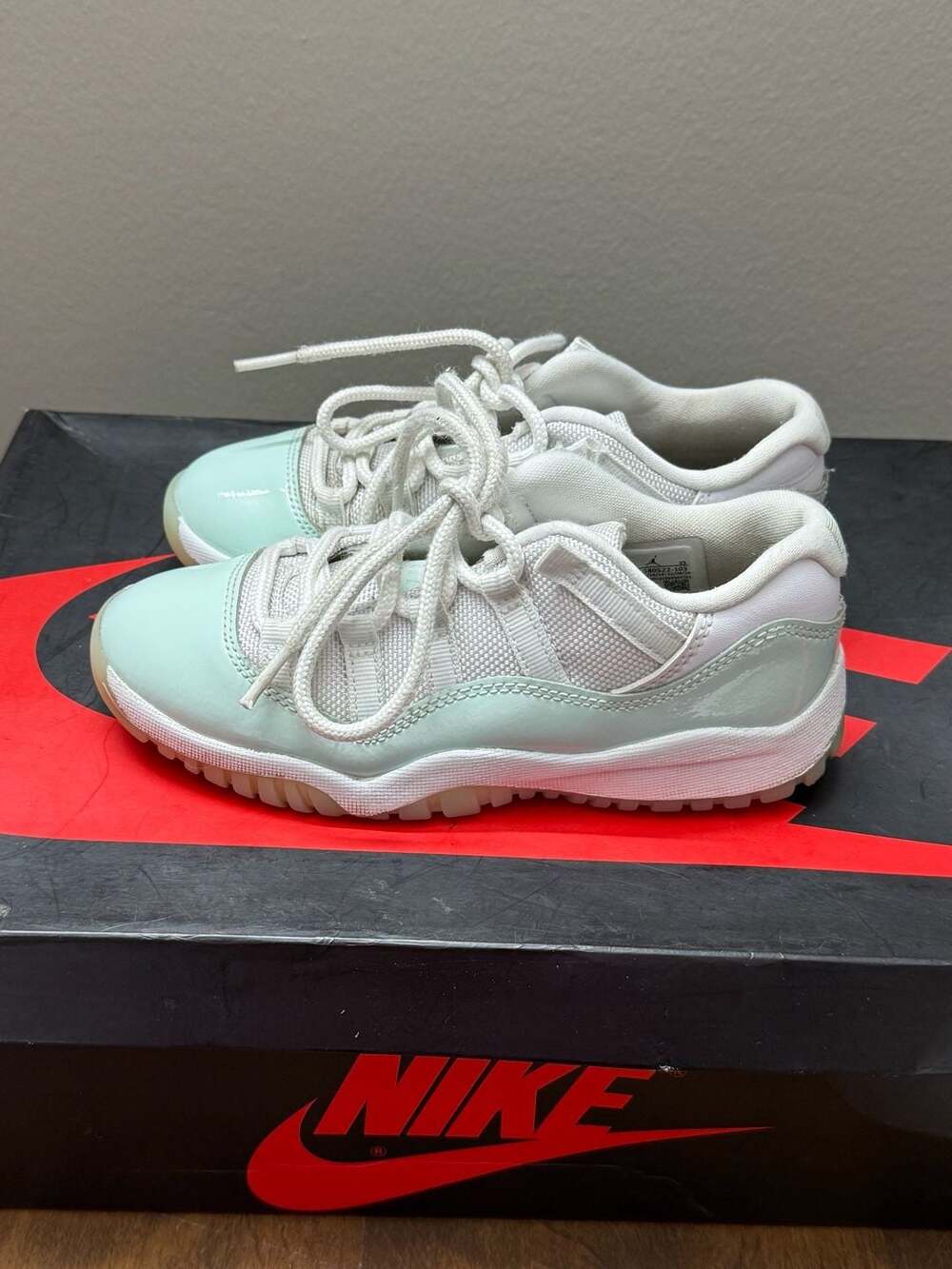 13C Nike Air Jordan 11 Retro Low Igloo White